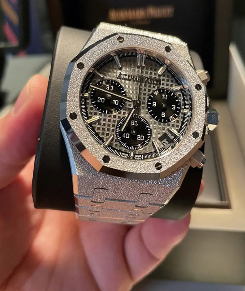 ROYAL OAK SELFWINDING CHRONOGRAPH 26240BC.GG.1324BC.01 (AAAAA version)