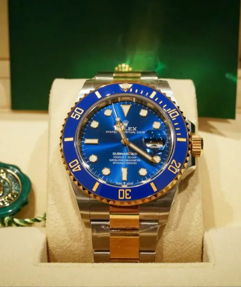 Rolex Submariner Series 116613LB-0003