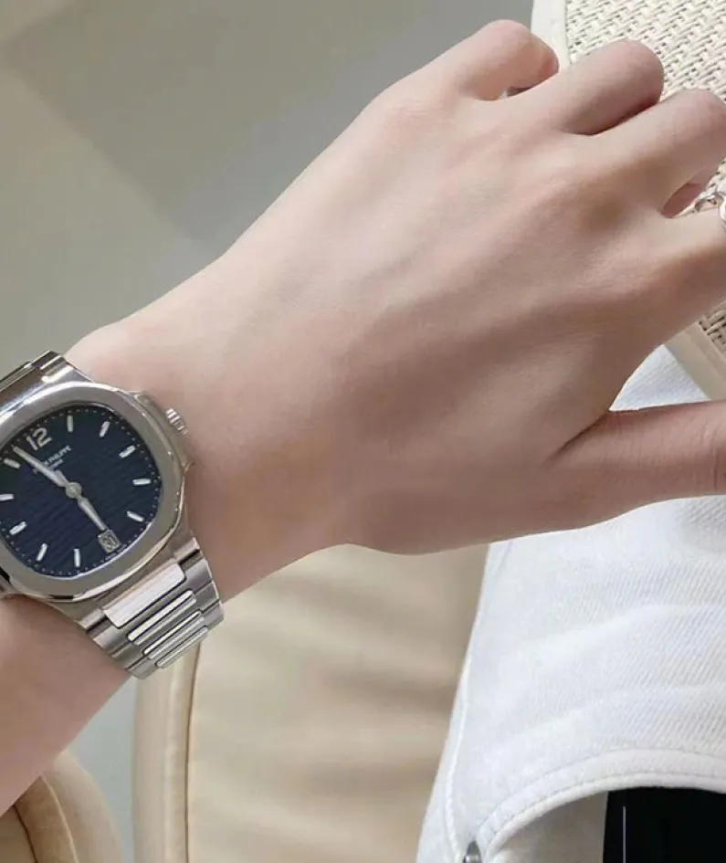 7118/1A-001 Patek Philippe- NAUTILUS-women