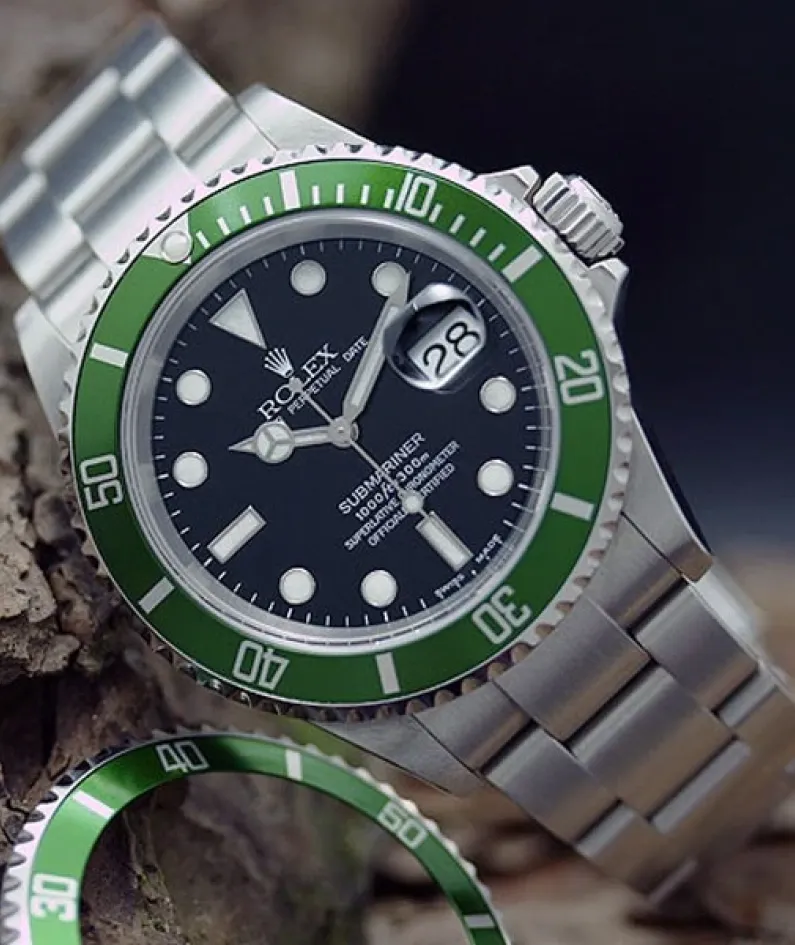 Rolex Submariner 16610LV-93250 black dial watch