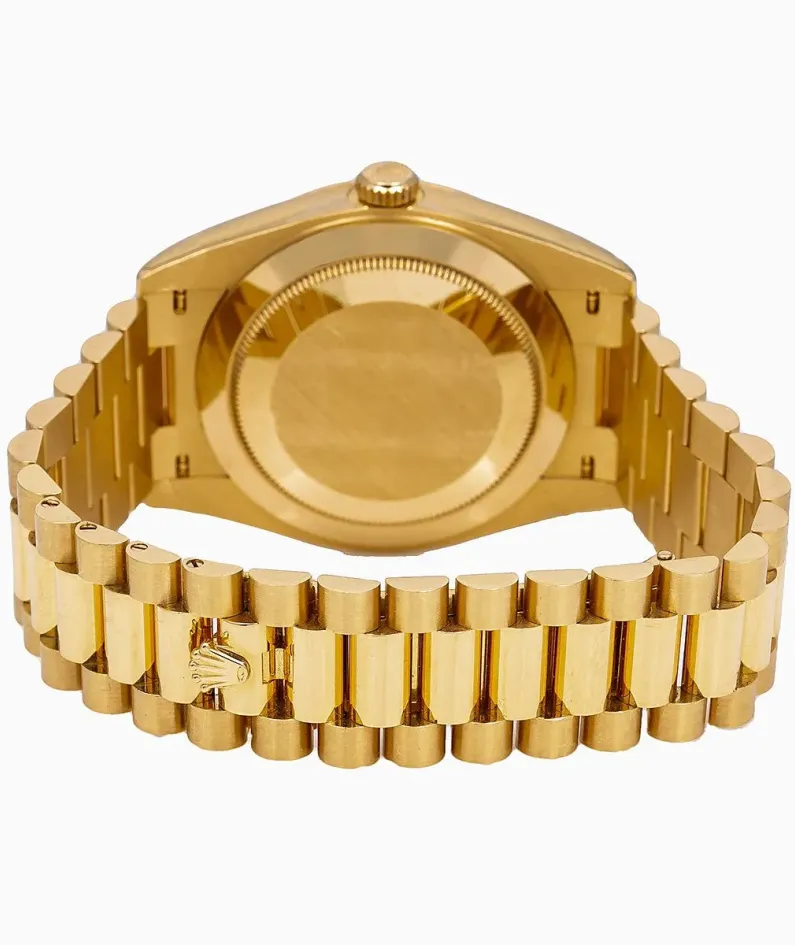 Rolex DAY-DATE 40 M228238