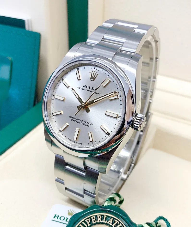 OYSTER PERPETUAL 124300 Series(Champagne gold)