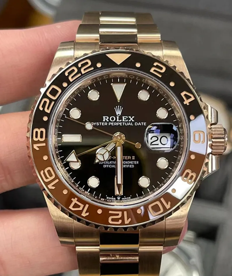 GMT-MASTER II -m126715chnr-0001