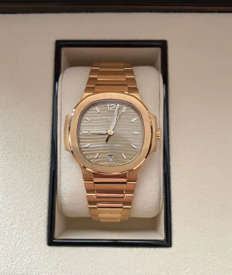 Patek Philippe 7118/1R - NAUTILUS