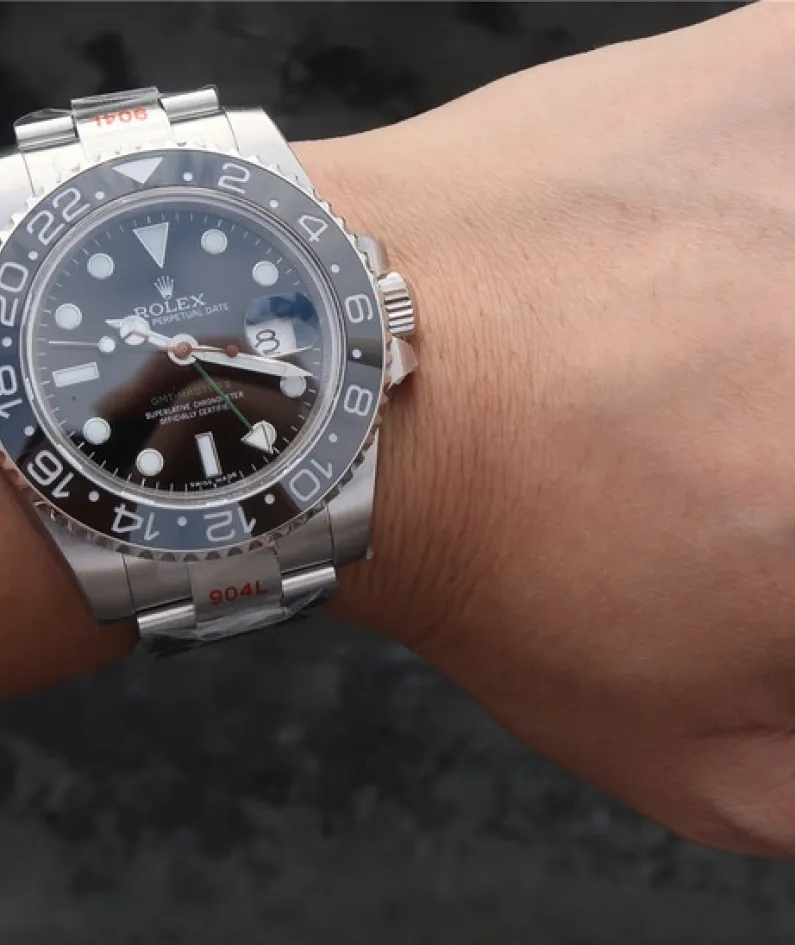 GMT MASTER 2 BLACK BEZEL MULTICOLOR SELECTION 40MM 116710LN-0001