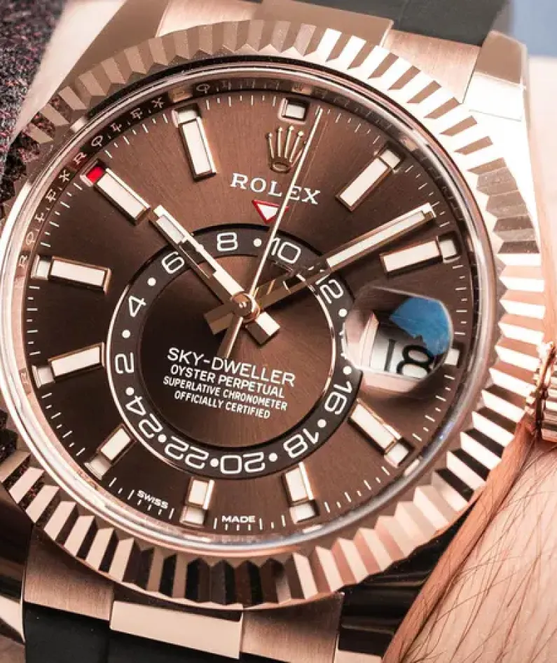 Rolex Sky-Dweller Oyster 42 mm Everose gold 326235-0005 New