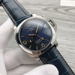Panerai PAM1033 Luminor Blue Dial Watch