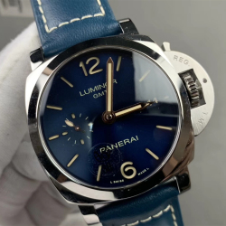 Panerai PAM927 Blue Dial VS Factory P.900